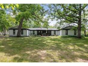 Building Photo - 13641 Spring Lake Rd