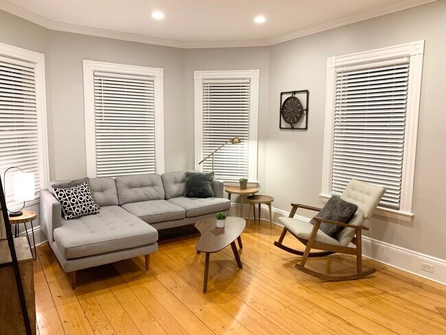 Primary Photo - 375 Broadway