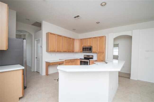 Building Photo - 14780 Edgemere Dr
