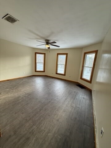 Building Photo - 42 Delaware St