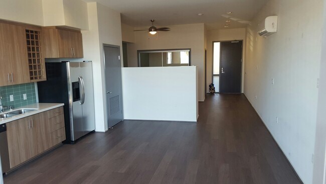Interior Photo - Olea