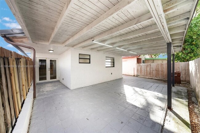 Building Photo - 2769 W 74th Terrace