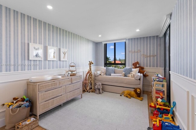 Building Photo - 141 Crandon Blvd