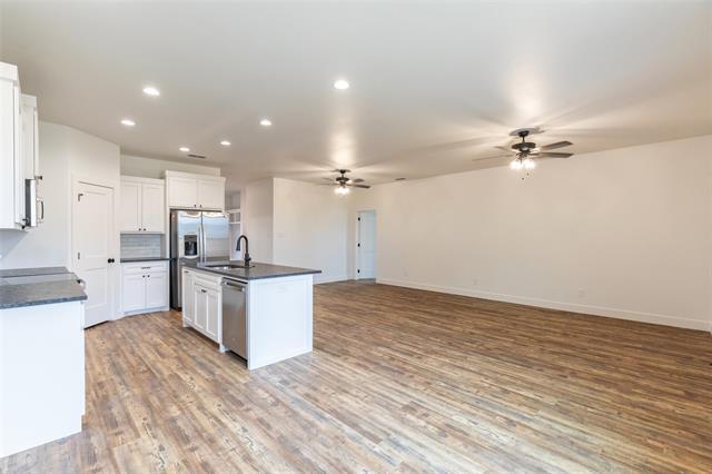 Building Photo - 8009 Sawdust Trl