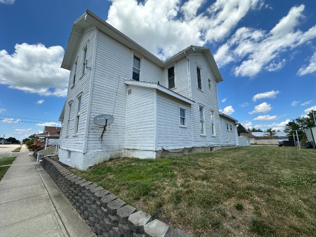 Building Photo - 403 S Main St