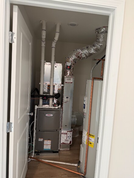 Building Photo - 2246 Horseshoe Cir