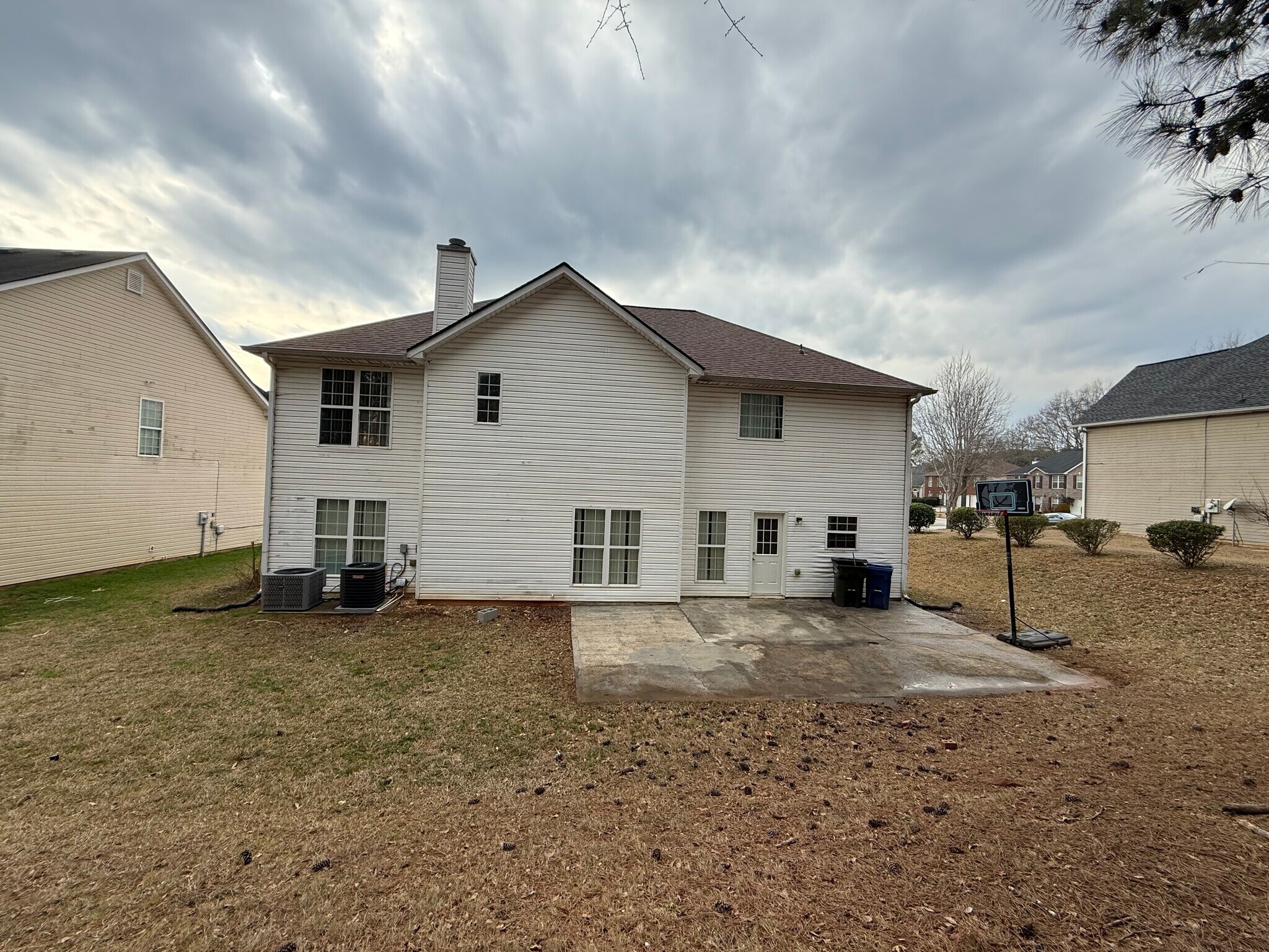 Building Photo - 4660 Duval Point Way SW