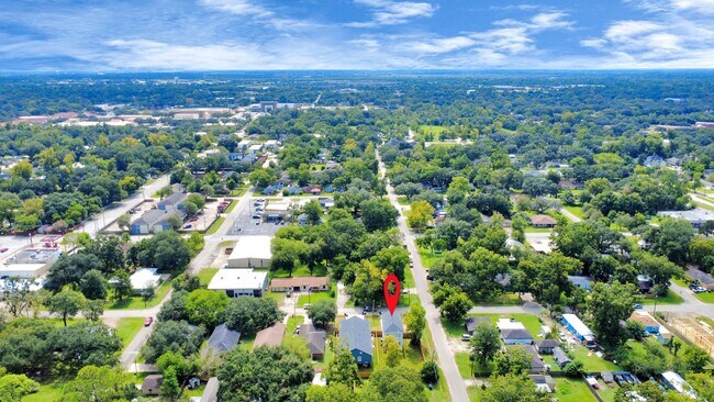 Building Photo - 1316 W Willis St