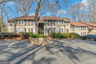 Building Photo - 5155 Roswell Rd NE