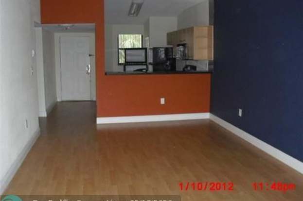 Building Photo - 9979 Nob Hill Ln