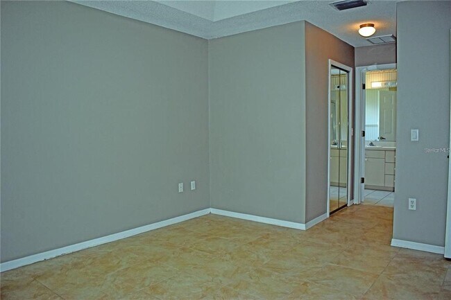 Building Photo - 14499 Tamarind Loop