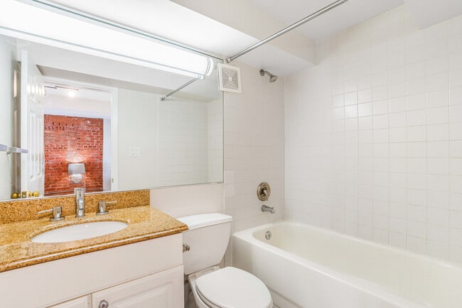 Building Photo - 1439 S Michigan Ave