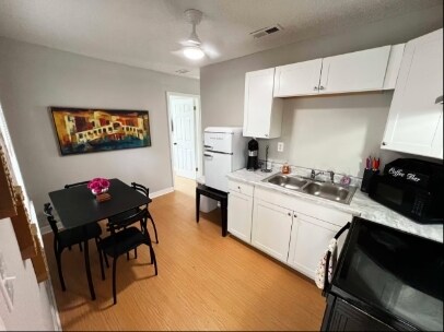 Building Photo - 316 Skyland Ave