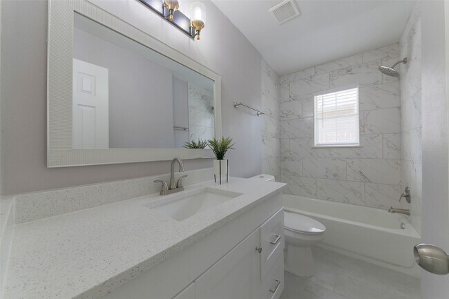 Building Photo - 3605 Barberry Dr