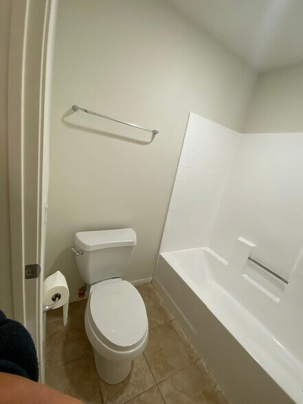 Building Photo - 200 E Alessandro Blvd