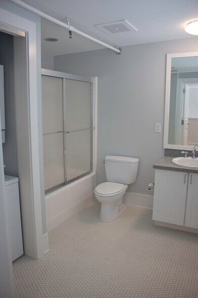 Second floor primary bathroom - 318 E 6th St