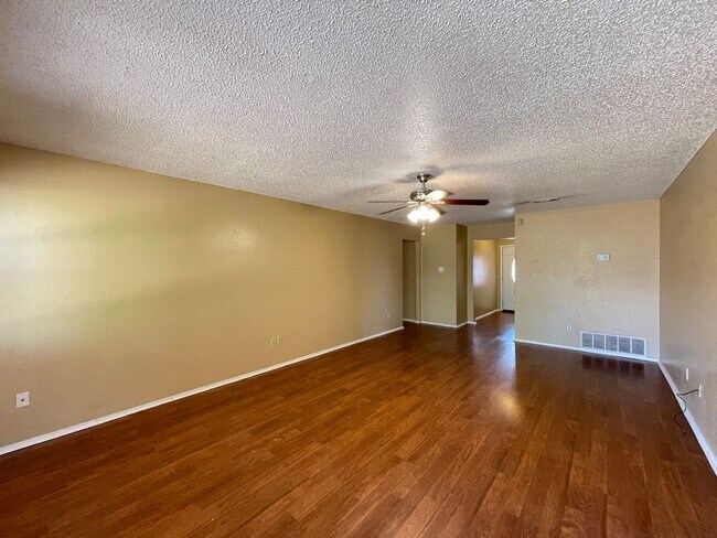Building Photo - 4-Bedroom House for Rent in Killeen