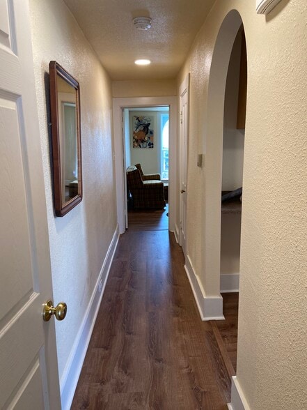 Hallway - 1619 House Ave