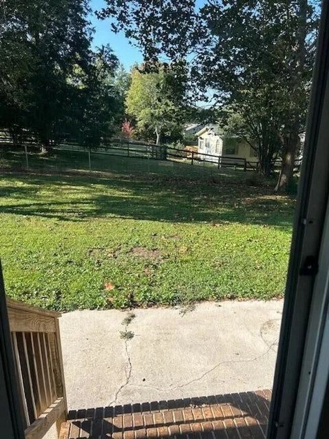 Building Photo - GORGEOUS RENOVATED HOME