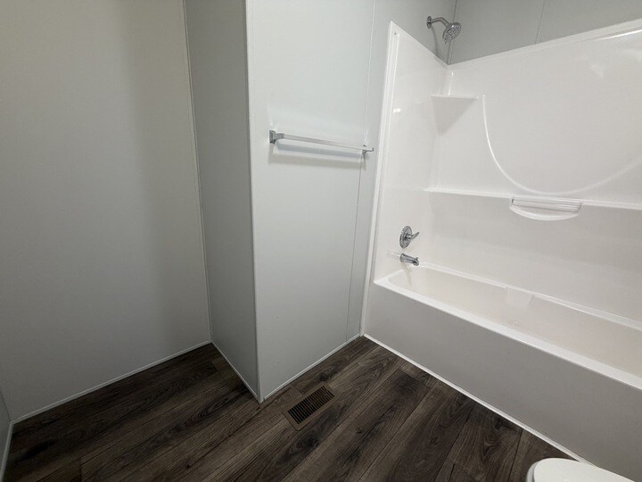 Building Photo - 15353 Dominique Dr