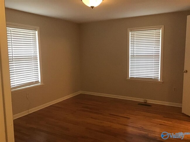 Building Photo - 9179 Segers Rd