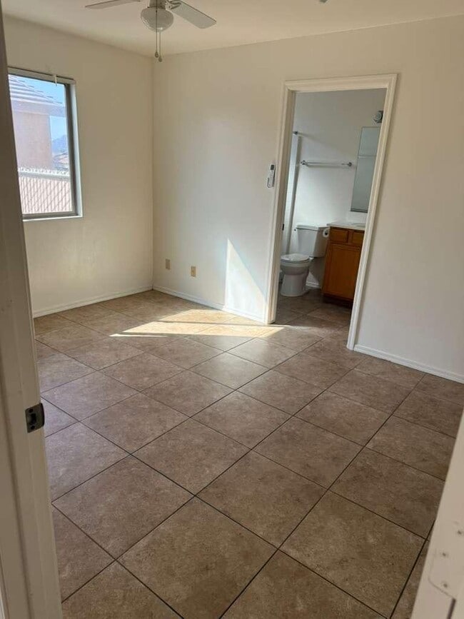 Building Photo - 1291 Vaquero Dr