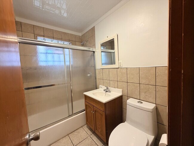 Building Photo - 3507 S 53rd Ave
