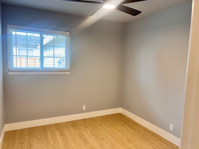 Building Photo - Completely Remodeled 4 Bedroom Home with C...