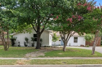 Building Photo - 8709 Gladwood Ln