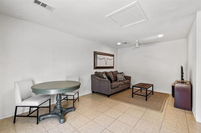 Building Photo - 6211 Marquita Ave