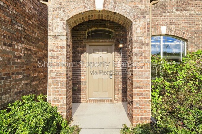 Building Photo - 18810 Lantern Cove Ln