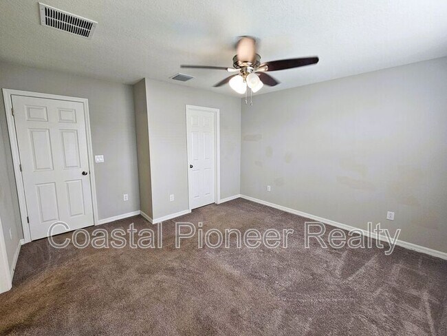 Building Photo - 7115 Grand Elm Dr
