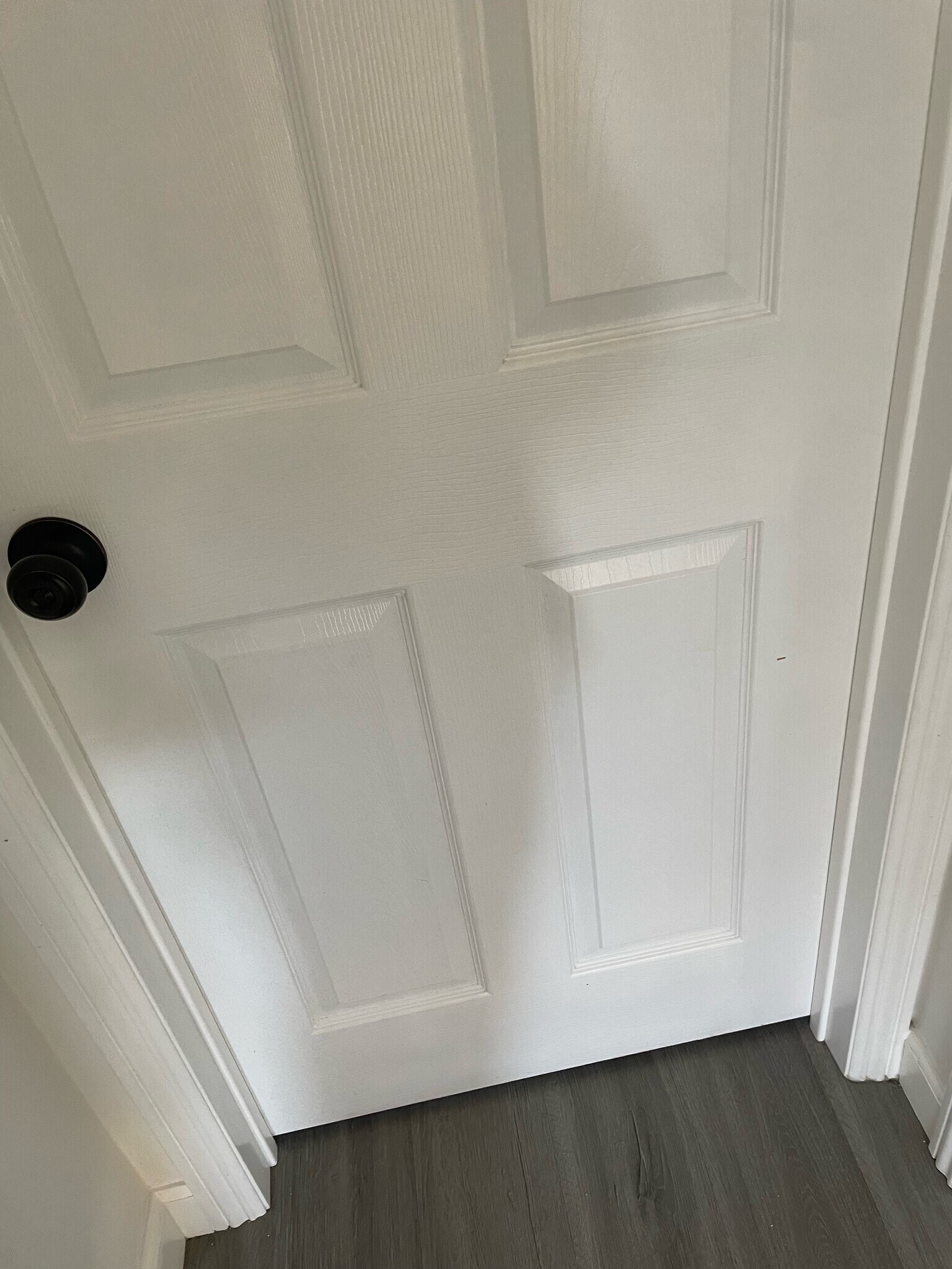 Building Photo - 265 E 69th Way