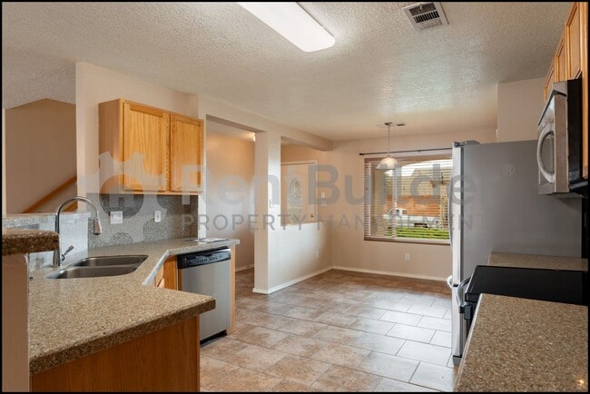 Building Photo - CALL US TODAY AT (505) 808-6467 TO SCHEDUL...