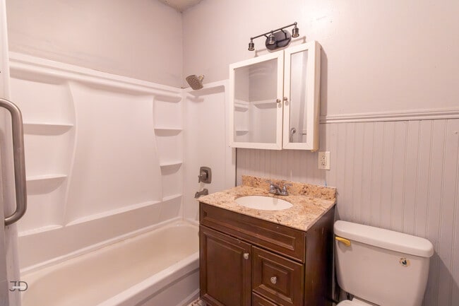 Building Photo - 2139 Ave F