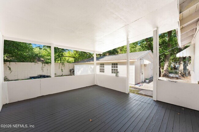 Building Photo - 3142 3rd St Cir S