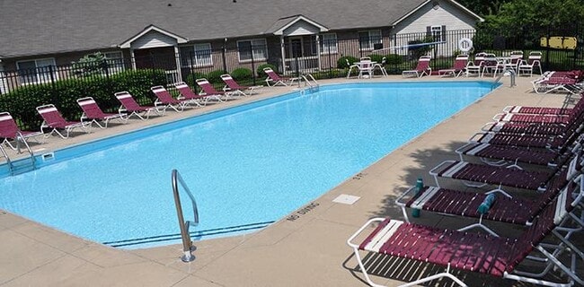 Building Photo - The Apartments at Winchester Cove
