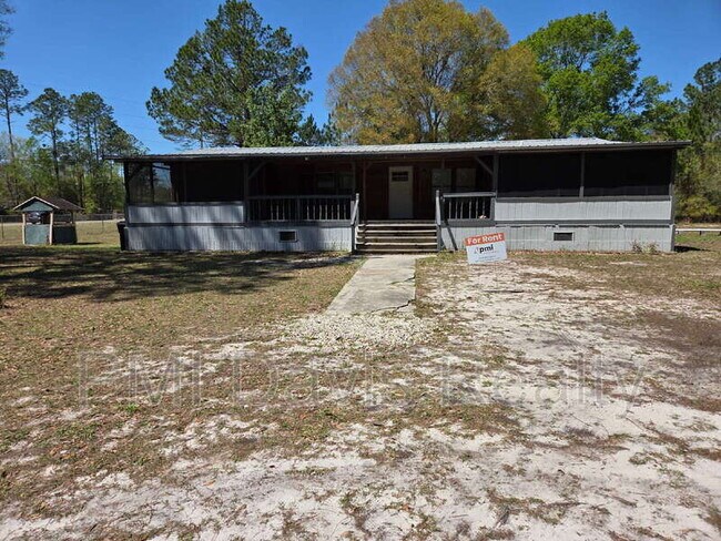 Building Photo - 2288 Amarylis Ave