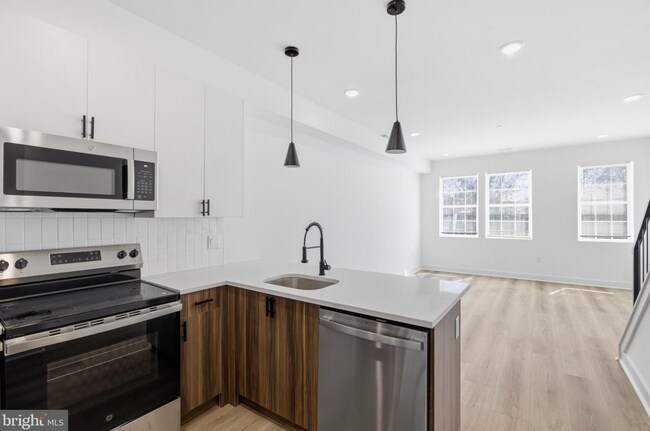 Building Photo - 2534 N 11th St