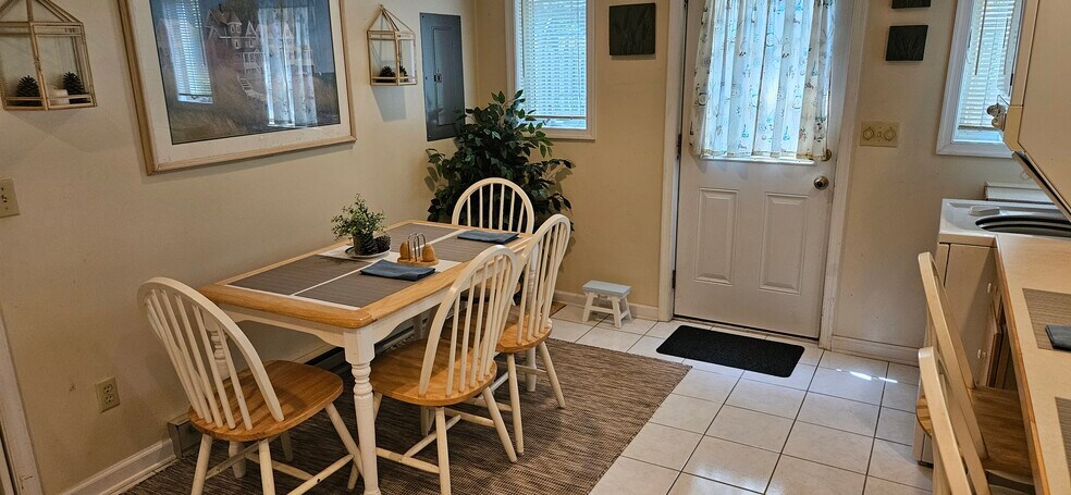 Dining Room Area - 26447 Bay Farm Rd
