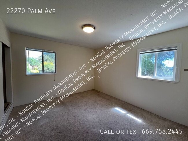 Building Photo - 22270 Palm Ave