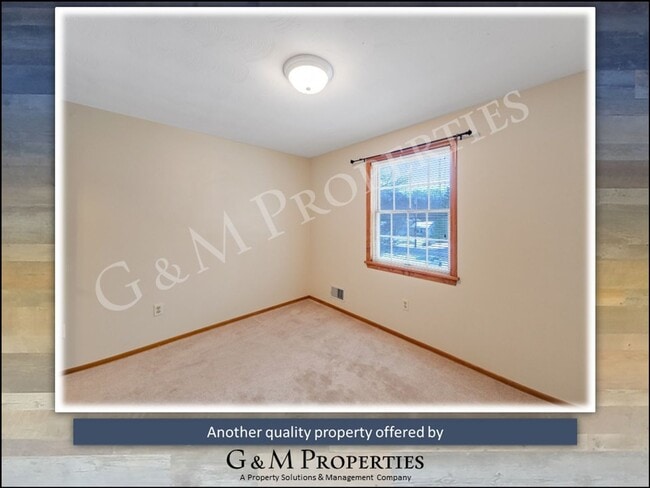 Building Photo - Rare 4-Bedroom Home Rental in the Penfield School District!