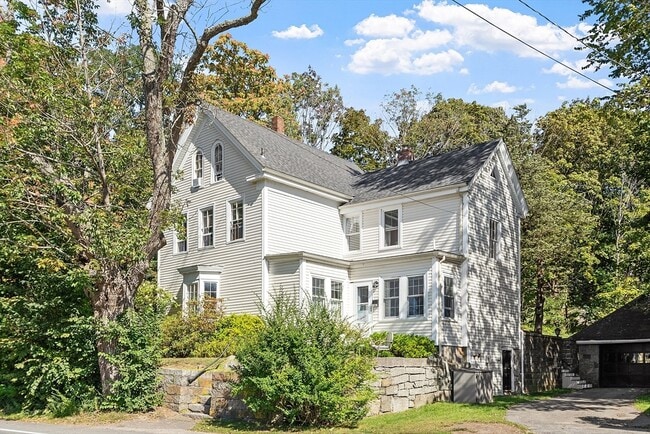 Primary Photo - 1101 Washington St