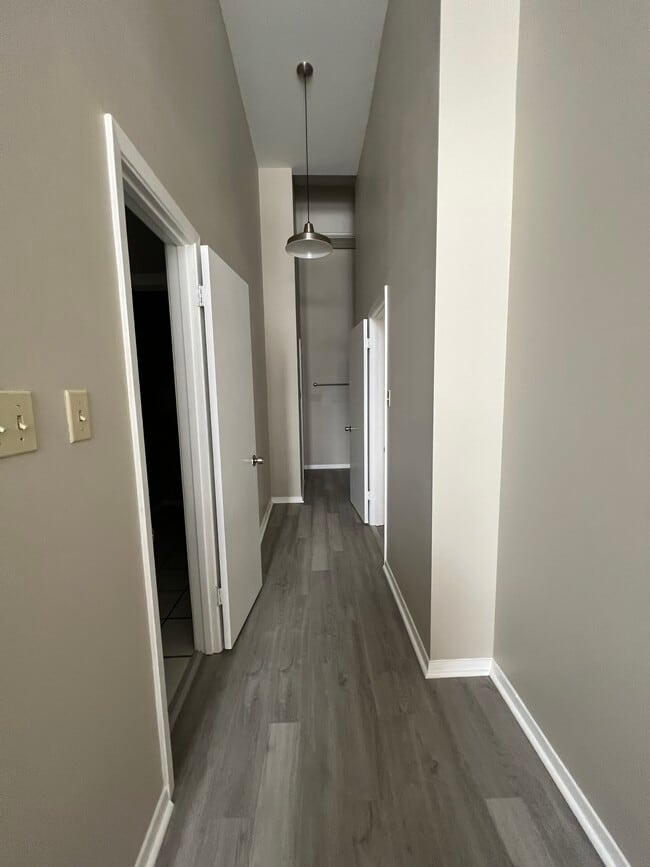 MASTER BEDROOM SUITE HALLWAY - 333 Julia St