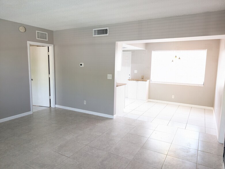 Living Room - 2451 NE 49th St