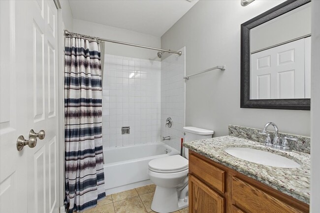 Building Photo - 1108 Grand Lake Ct