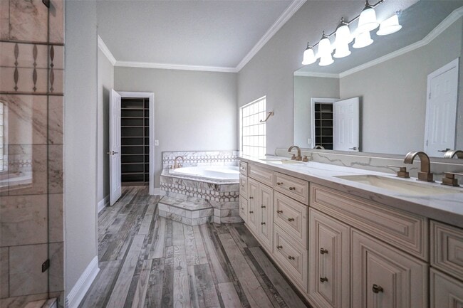 Building Photo - 6227 Presidio Canyon Dr