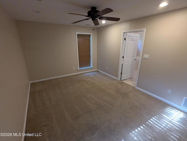 Building Photo - 2656 Pleasant Hill Rd