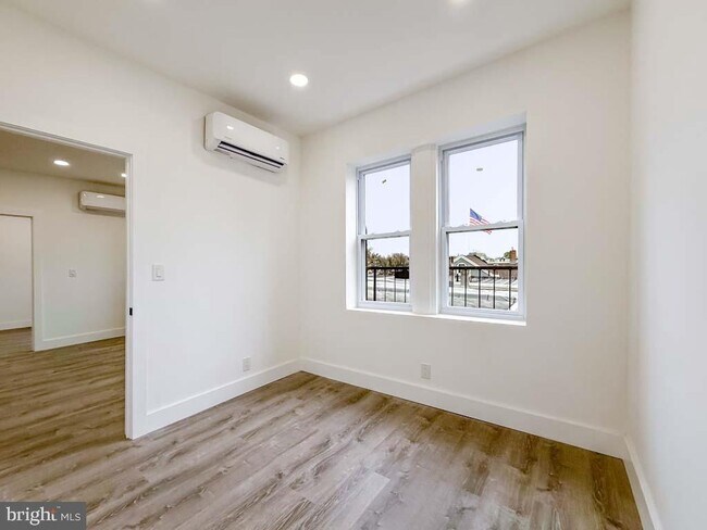 Building Photo - 30 Haddon Ave