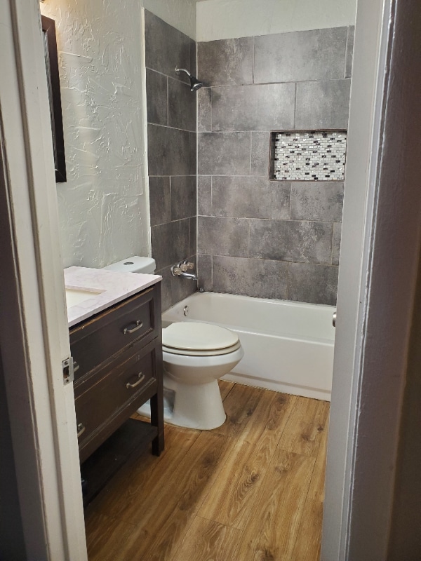 Building Photo - 1717 Magnolia Dr